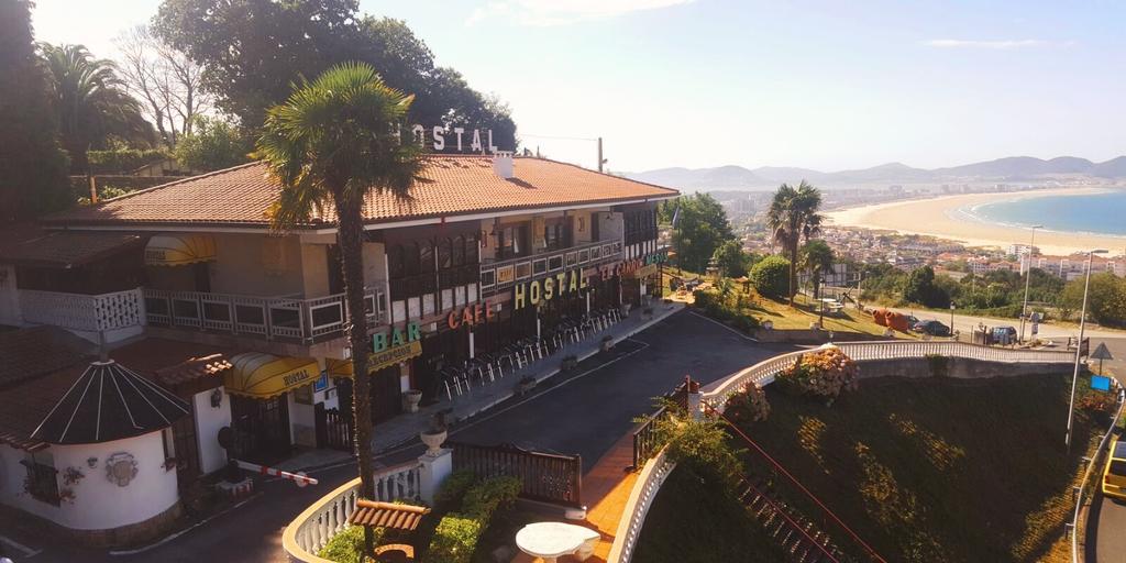 Hostal El Carro Laredo Exterior photo